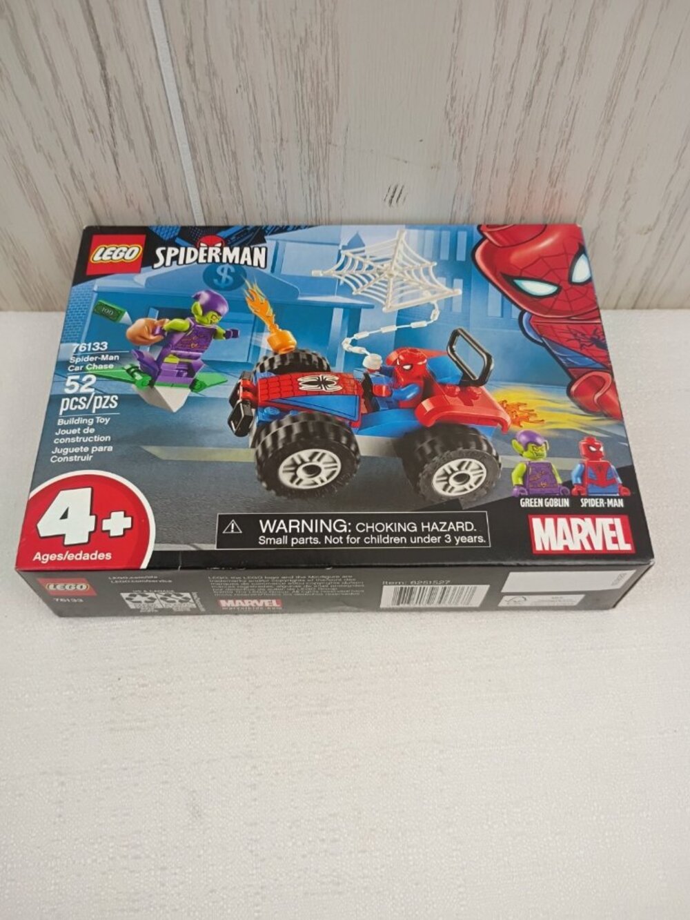 LEGO Marvel Spider-Man Car Chase (76133) New Factory Sealed